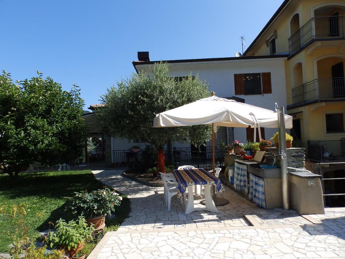 B&B Le Rondini Cassanesi Buitenkant foto